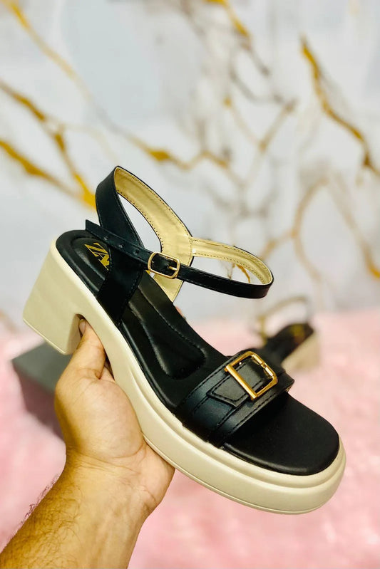 Minimalist Women’s Platform Sandals with Buckle Detail