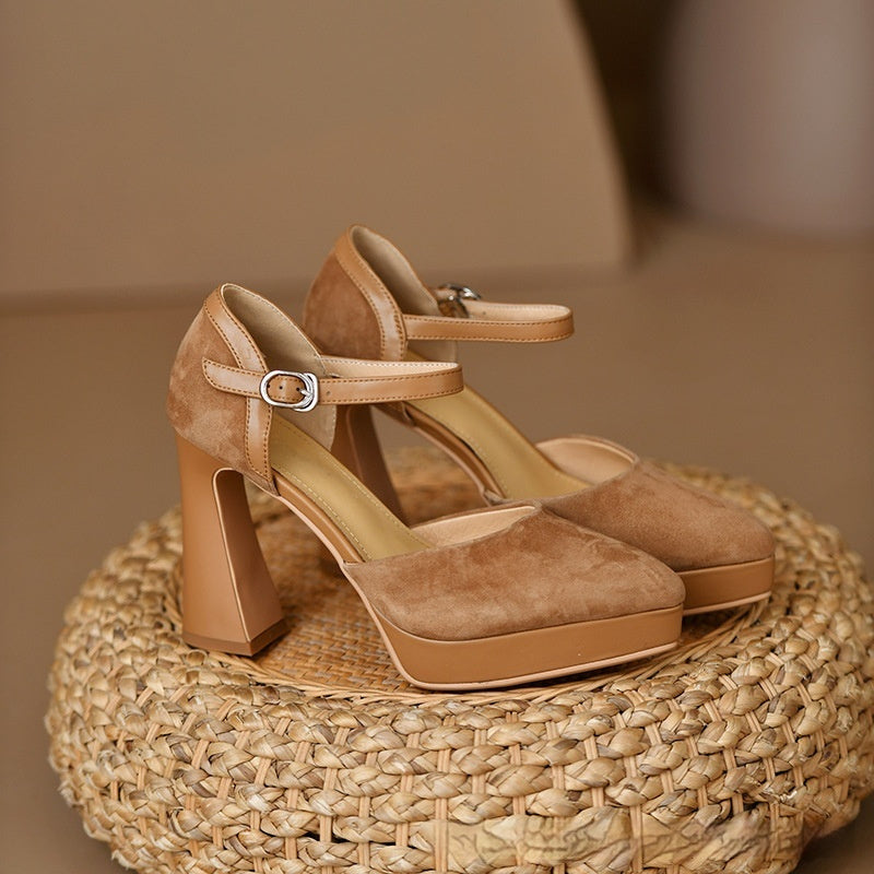Buckle Hollowed Sandals