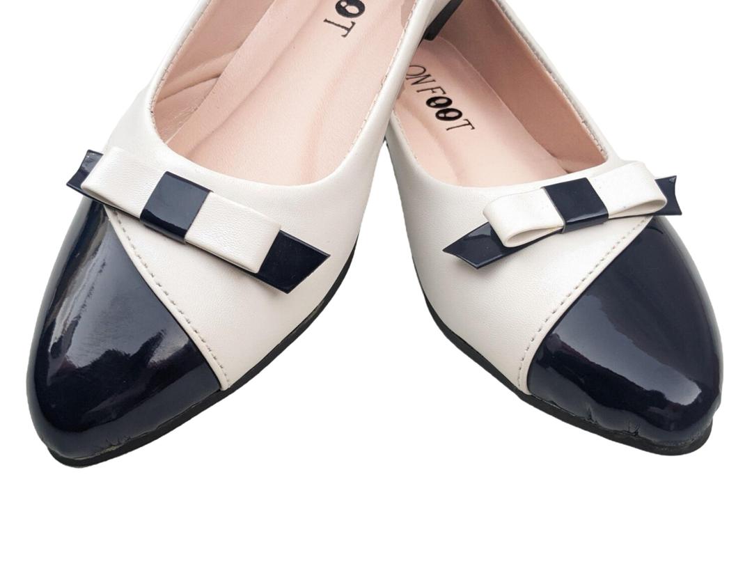 Artisan Grace Polished Leather Buckle Pumps