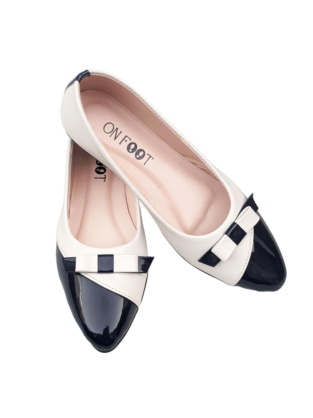 Artisan Grace Polished Leather Buckle Pumps