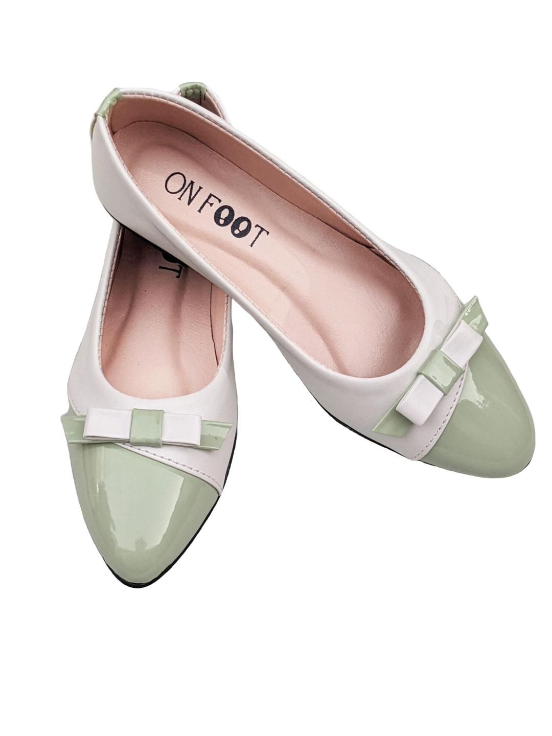 Artisan Grace Polished Leather Buckle Pumps