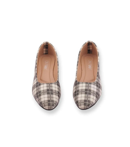 Structured Elegance Plaid Fabric Pumps