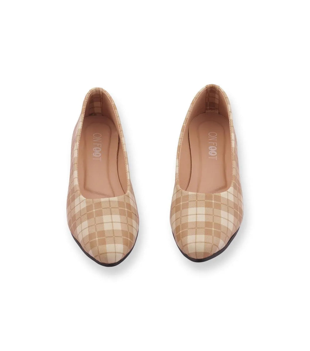 Structured Elegance Plaid Fabric Pumps