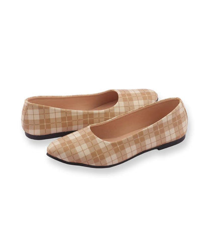 Structured Elegance Plaid Fabric Pumps