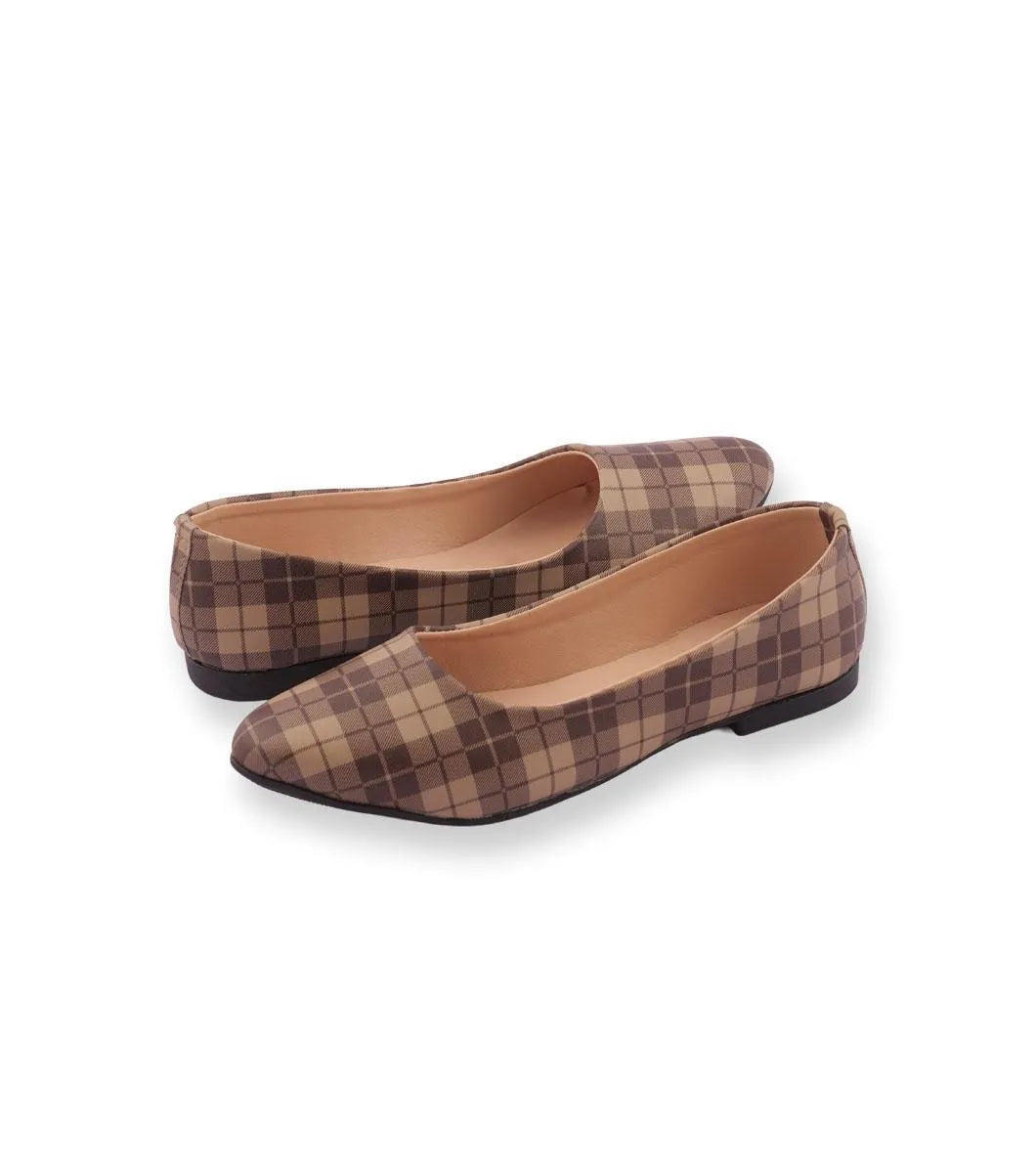 Structured Elegance Plaid Fabric Pumps